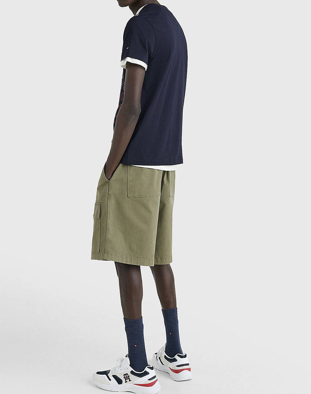TOMMY HILFIGER OFF PLACEMENT TEE