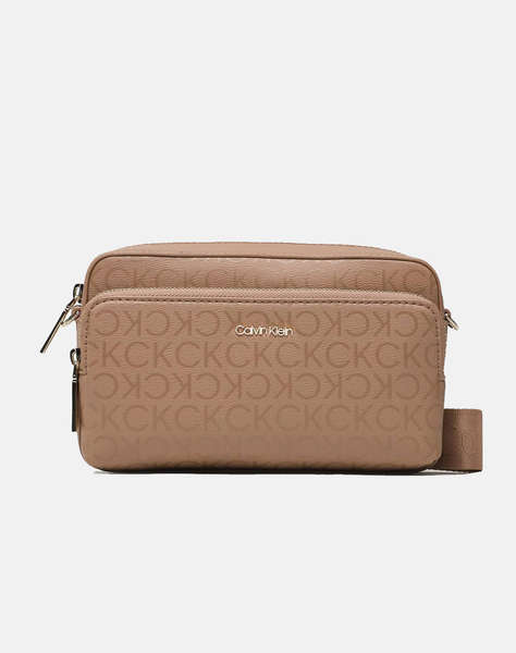 CALVIN KLEIN CK MUST CAMERA BAG LG EPI MONO (Rozměry: 16,5 x 21,5 x 5 cm)