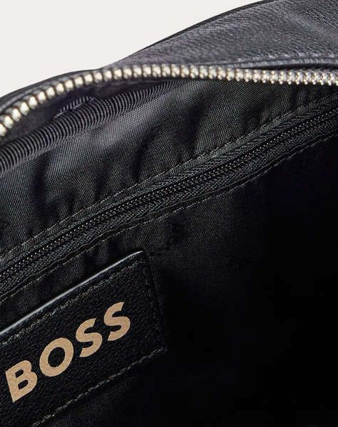 BOSS Addison Crossb.-LR 10238871 01 (Rozměry: 14 x 19.5 x 4 cm)