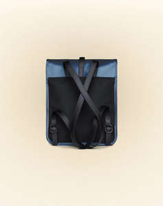 RAINS Backpack Micro W3 (Rozměry: 33 x 27.5 x 7.5 cm)