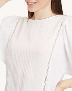 TAMARIS CIRELLA Puffsleeve blouse with handcraft detail